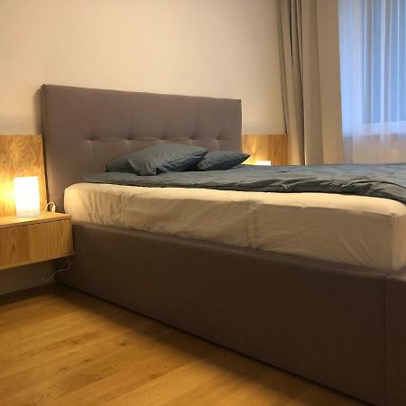 New Modern Urban Apartment 브라티슬라바 외부 사진